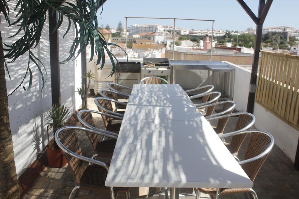 Lagos Central Hostel ภายนอก รูปภาพ